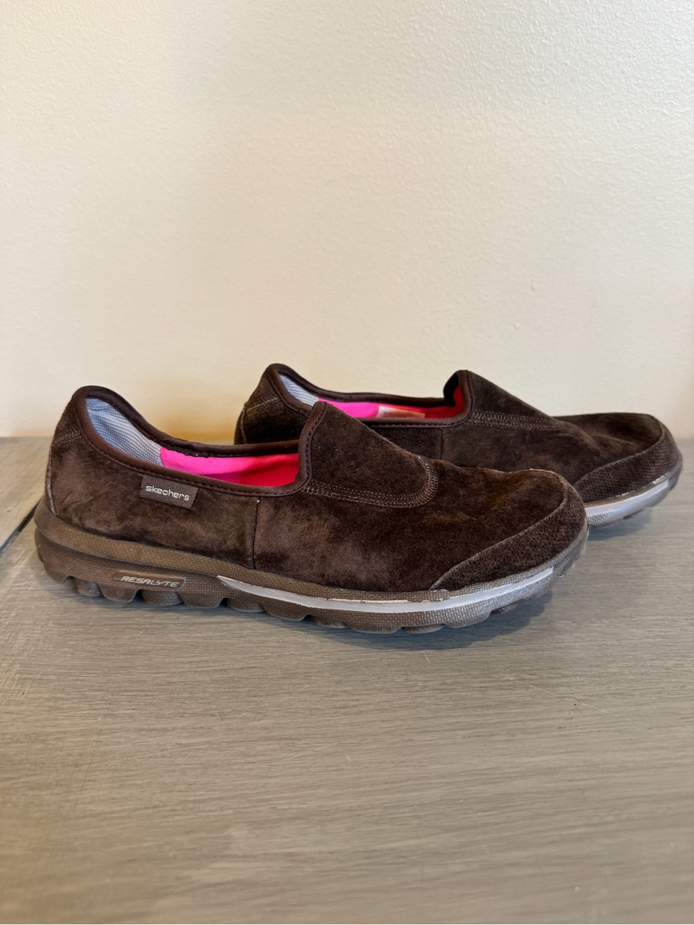 Skechers womens go walk original shoes - chocolate - 6.5 Slip On Brown